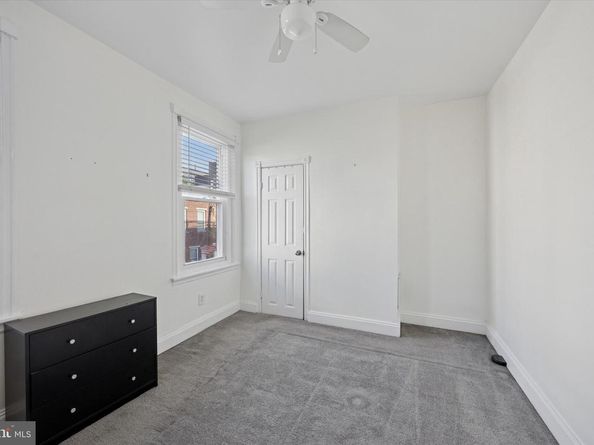 1525 S Taylor Street, Philadelphia PA 19146