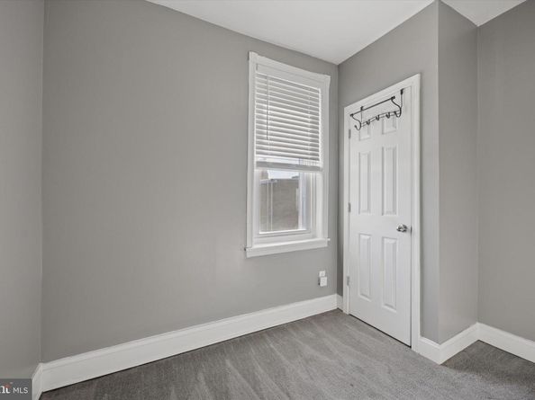 1525 S Taylor Street, Philadelphia PA 19146