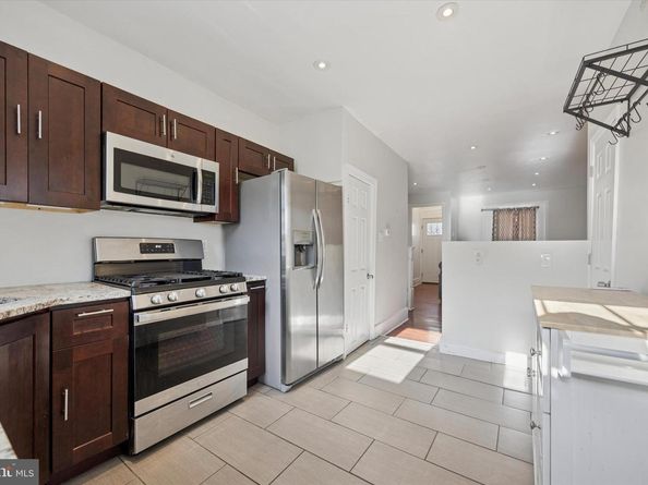 1525 S Taylor Street, Philadelphia PA 19146