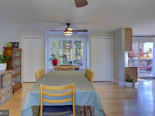 9744 Water Oak Drive, Fairfax VA 22031