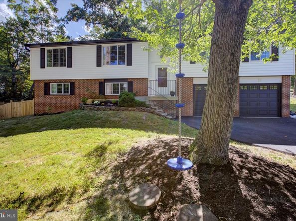 9744 Water Oak Drive, Fairfax VA 22031