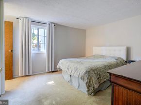 9744 Water Oak Drive, Fairfax VA 22031