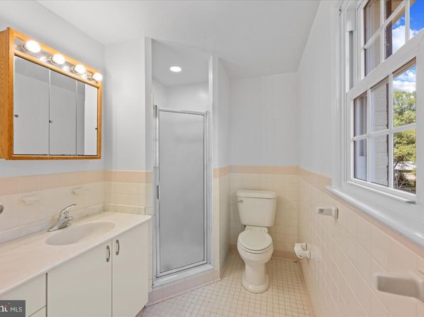 10304 Gainsborough Road, Potomac MD 20854