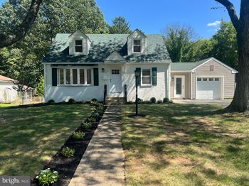 1081 Cherry Lane