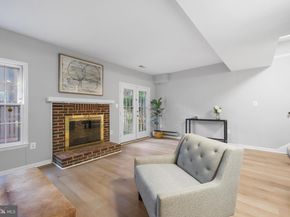 16 S Manchester Street, Arlington VA 22204