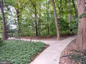 4928 Sentinel Drive 1303, Bethesda MD 20816