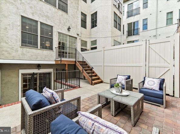 677 N 15TH Street, Philadelphia PA 19130