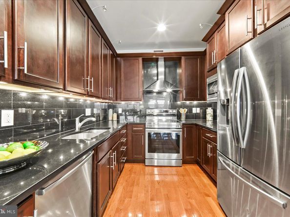 677 N 15TH Street, Philadelphia PA 19130