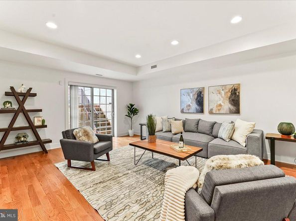 677 N 15TH Street, Philadelphia PA 19130