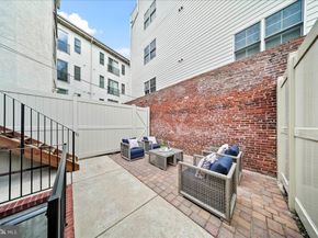 677 N 15TH Street, Philadelphia PA 19130