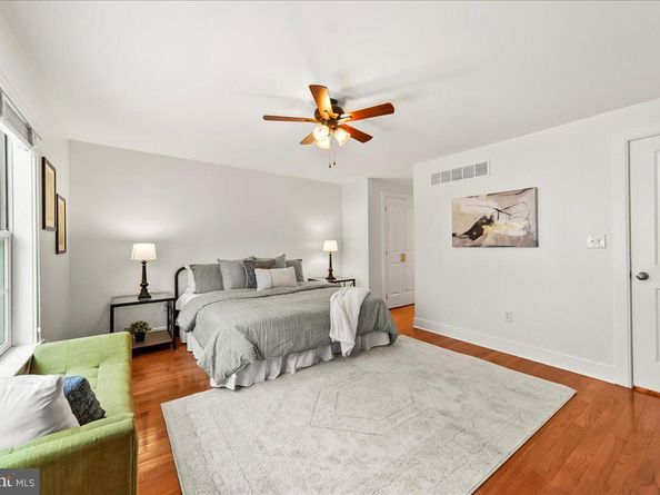 677 N 15TH Street, Philadelphia PA 19130