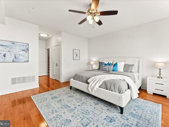 677 N 15TH Street, Philadelphia PA 19130