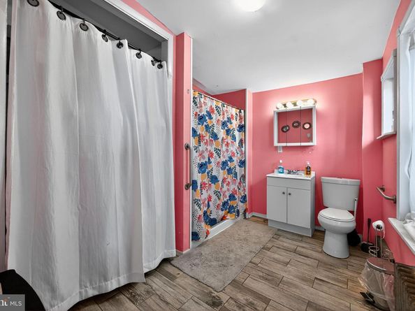 5843 Magnolia Street, Philadelphia PA 19144