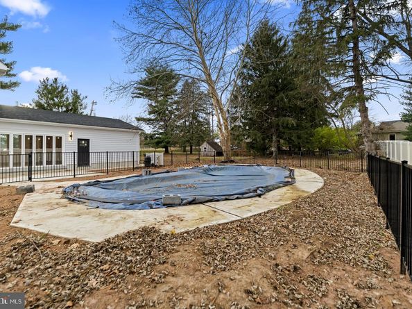 300 Witmer Road, Horsham PA 19044