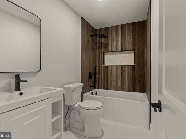 300 Witmer Road, Horsham PA 19044