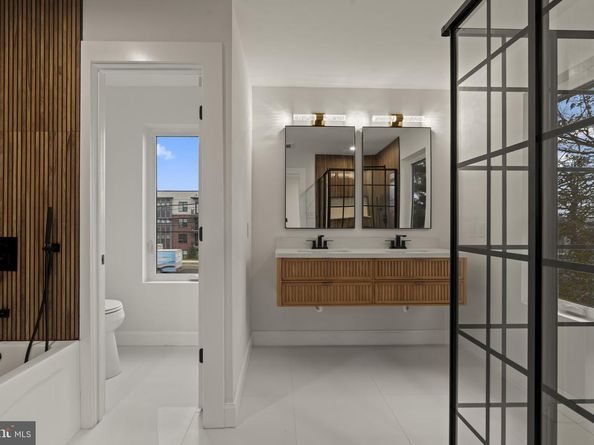 300 Witmer Road, Horsham PA 19044