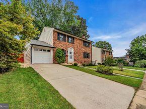 2339 N Powhatan Street, Arlington VA 22205