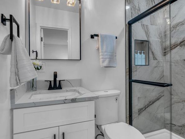 2339 N Powhatan Street, Arlington VA 22205