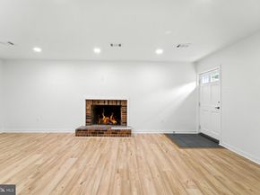 2339 N Powhatan Street, Arlington VA 22205