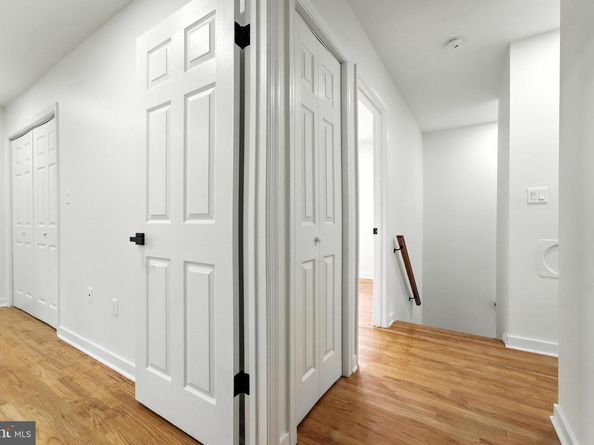 2339 N Powhatan Street, Arlington VA 22205