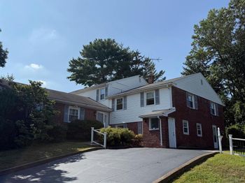 611 W Woodland Avenue