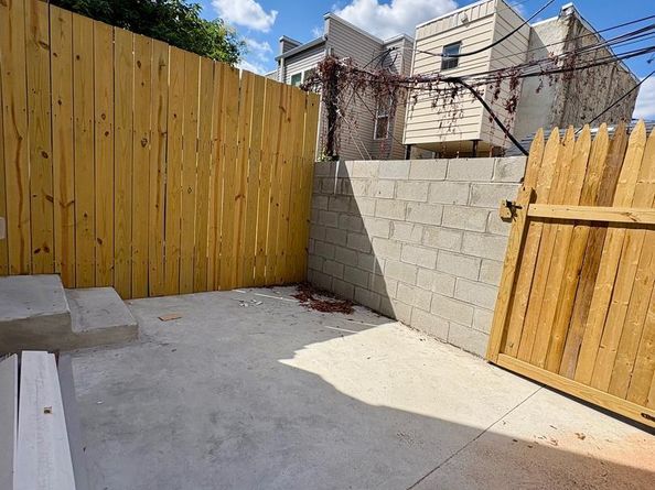 2609 Earp Street, Philadelphia PA 19146