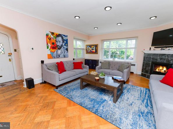 523 E Allens Lane, Philadelphia PA 19119