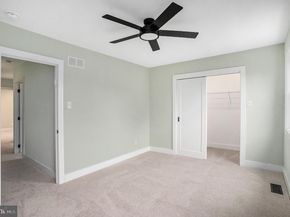 9038 Lykens Lane, Philadelphia PA 19128