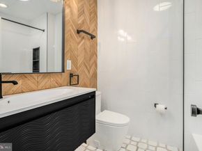 9038 Lykens Lane, Philadelphia PA 19128