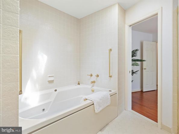 5150 Manning Place NW, Washington DC 20016