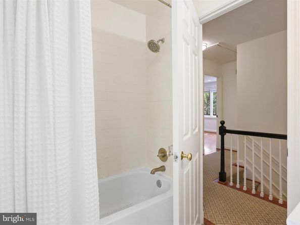 5150 Manning Place NW, Washington DC 20016