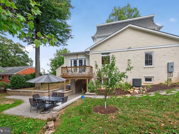 2828 N Van Buren Street, Arlington VA 22213