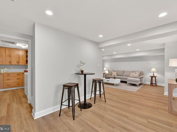 2828 N Van Buren Street, Arlington VA 22213