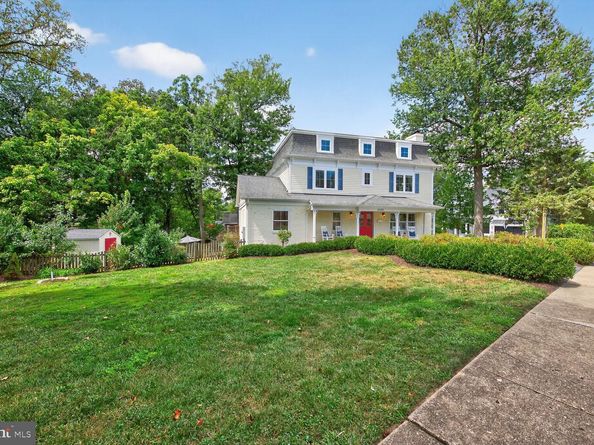 2828 N Van Buren Street, Arlington VA 22213