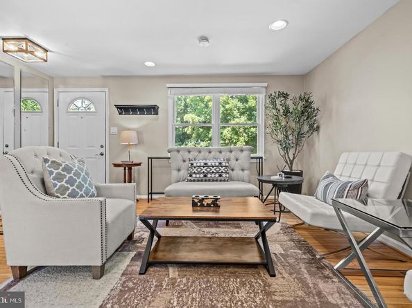 2952 Oakleigh Lane, Oakton VA 22124