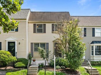 2952 Oakleigh Lane