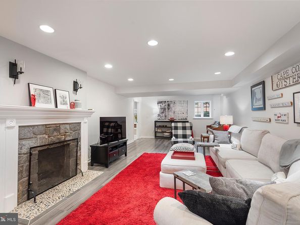 4827 27TH Place N, Arlington VA 22207