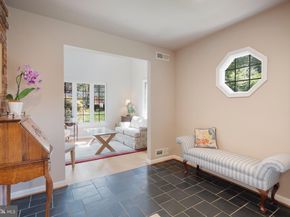 4827 27TH Place N, Arlington VA 22207