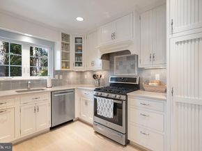 4827 27TH Place N, Arlington VA 22207