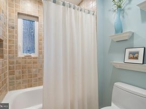 4827 27TH Place N, Arlington VA 22207