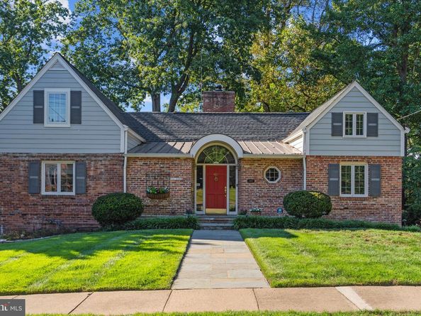 4827 27TH Place N, Arlington VA 22207