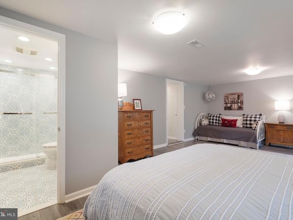 4827 27TH Place N, Arlington VA 22207