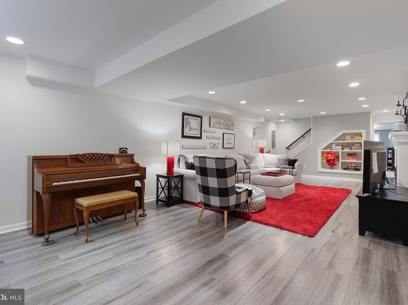 4827 27TH Place N, Arlington VA 22207