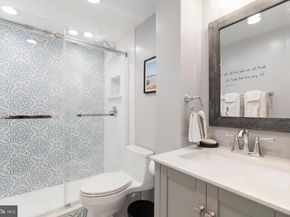 4827 27TH Place N, Arlington VA 22207