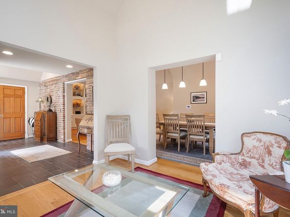 4827 27TH Place N, Arlington VA 22207