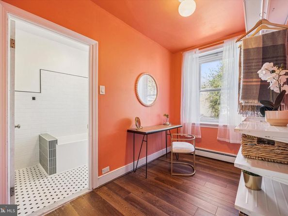 222 Baldwin Street, Philadelphia PA 19127