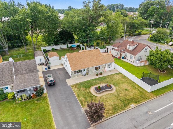 11003 Stevens Road, Philadelphia PA 19116