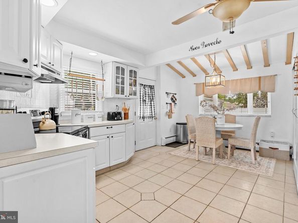 11003 Stevens Road, Philadelphia PA 19116