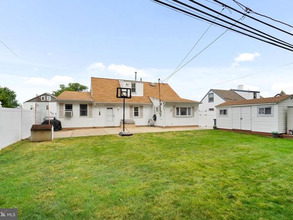 11003 Stevens Road, Philadelphia PA 19116