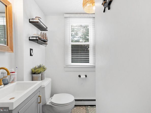 11003 Stevens Road, Philadelphia PA 19116